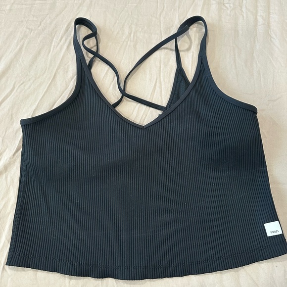 Vuori Womens Rib Crop Tank Top Black Stretch Strappy Back Built In Bra Size XL - Picture 1 of 4